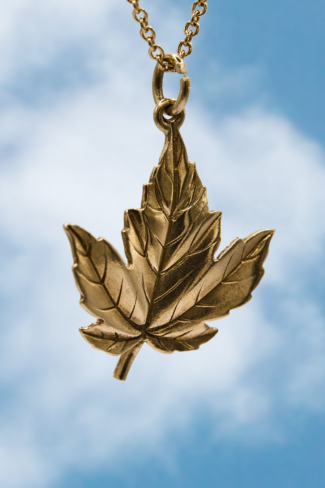 The Delicate Golden Maple Leaf Charm (9ct 375 Gold 1969)
