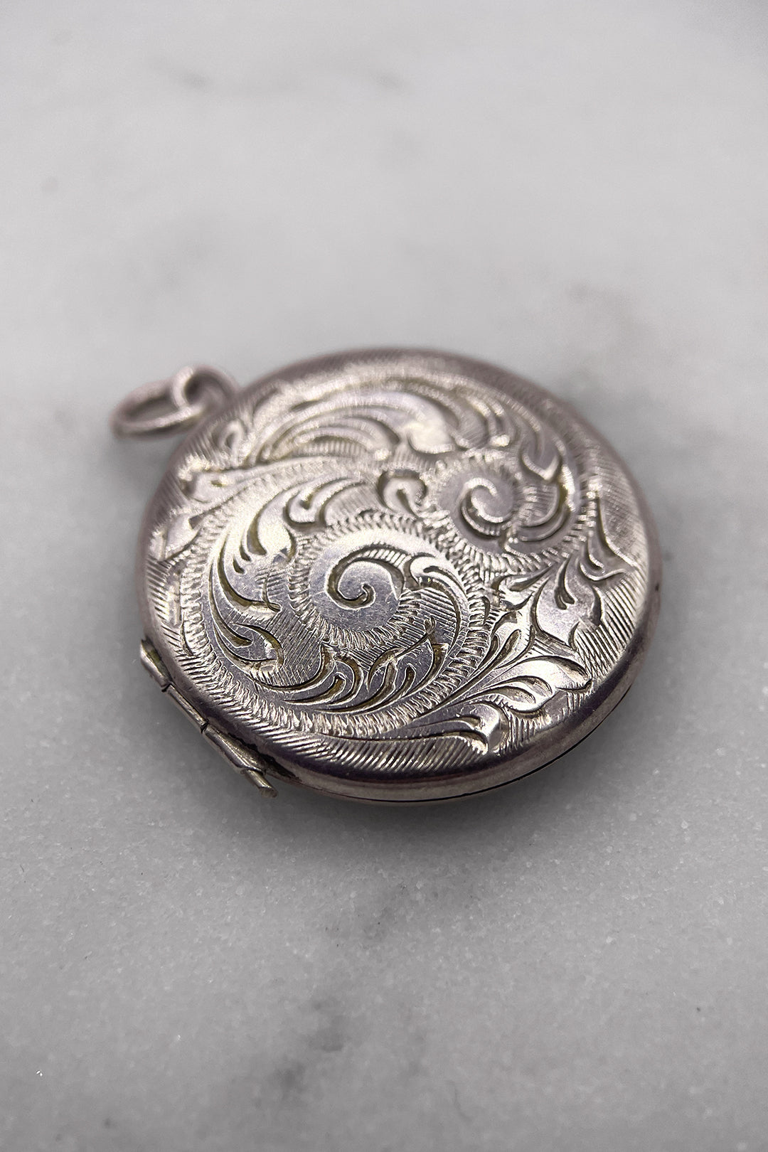The Opening Locket of Eternal Memory Vintage Charm (925 Sterling Silver, made circa 1950 - 1970)