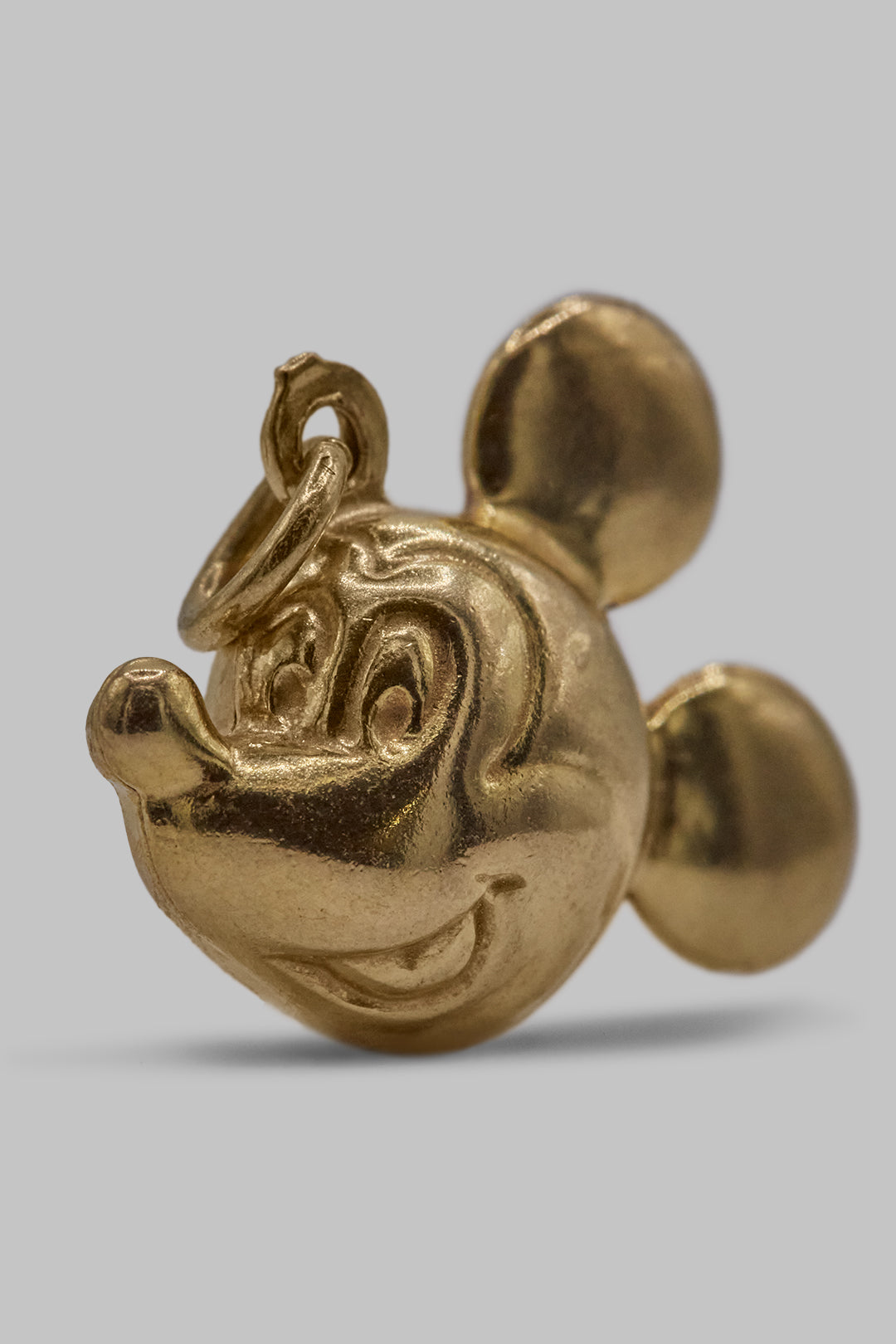 The Vintage Magical Mickey Mouse Charm (375, 9ct gold)