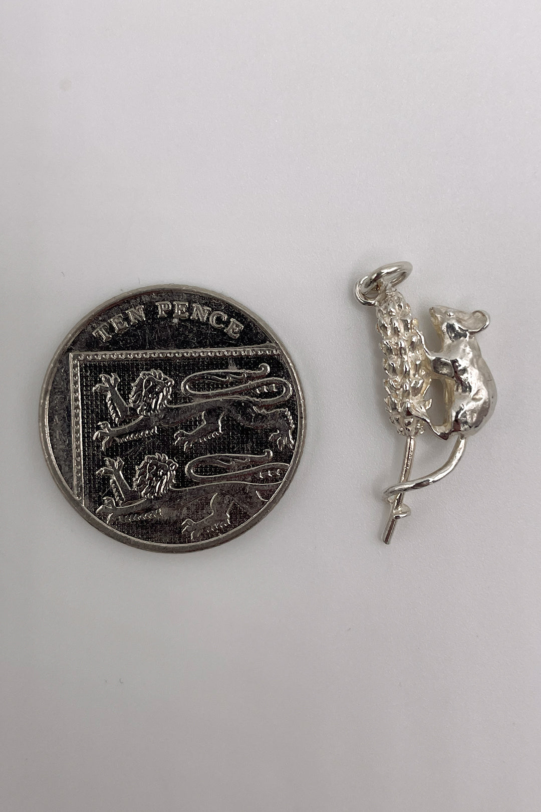 The Hungry Mouse of the Wheat Farm (925 Sterling Silver made c 1950 - 1970)
