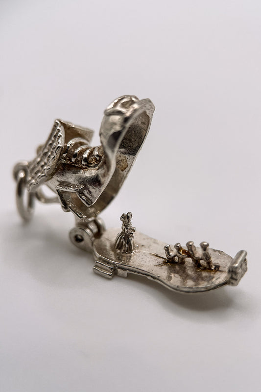 The Old Lady who Lived in a Shoe Vintage Charm (925 Sterling Silver made c 1950s - 1970s)