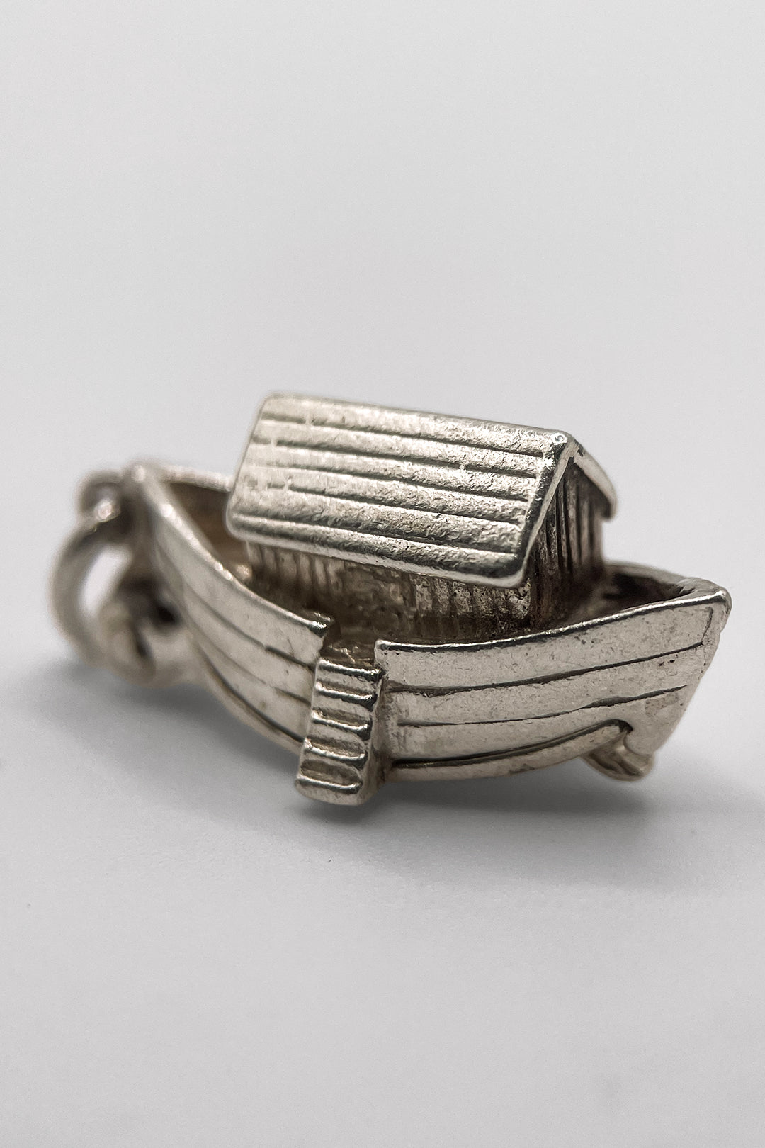 Noah's Animal Rescue Ark Opening Vintage Charm (925 Sterling Silver made c 1950s - 1970s)