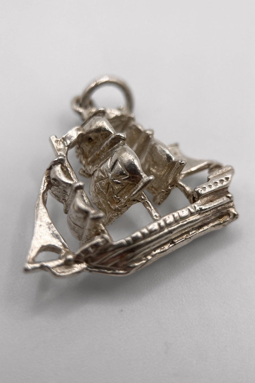 The Treasure Hunting Pirate Ship of The Seven Seas (925 Sterling Silver made c 1950s - 1970s)