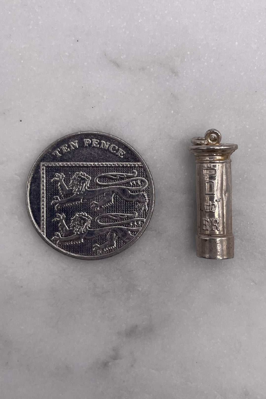 The Traditional Royal Mail of Britain Vintage Charm (925 Sterling Silver, made circa 1950 - 1970)