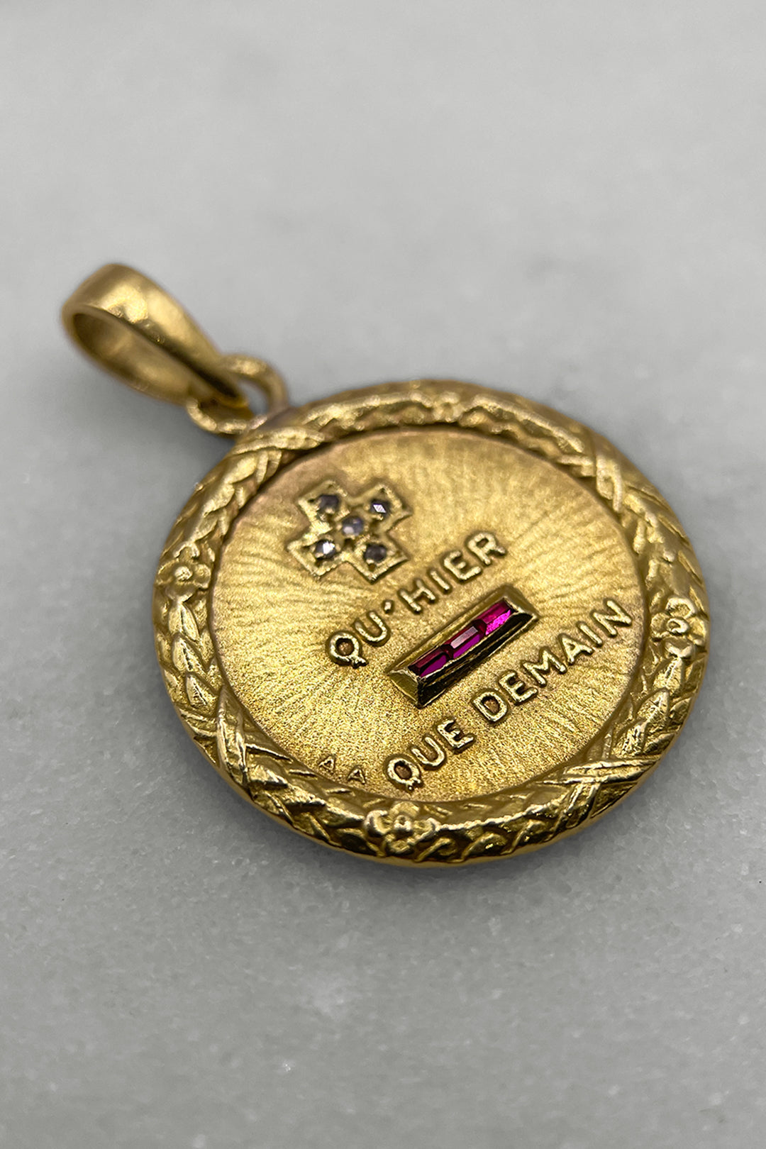 The Highly Sought After French "Qu'hier Que Demain" Augis Vintage Charm (750 18ct gold, made in the 1950s)