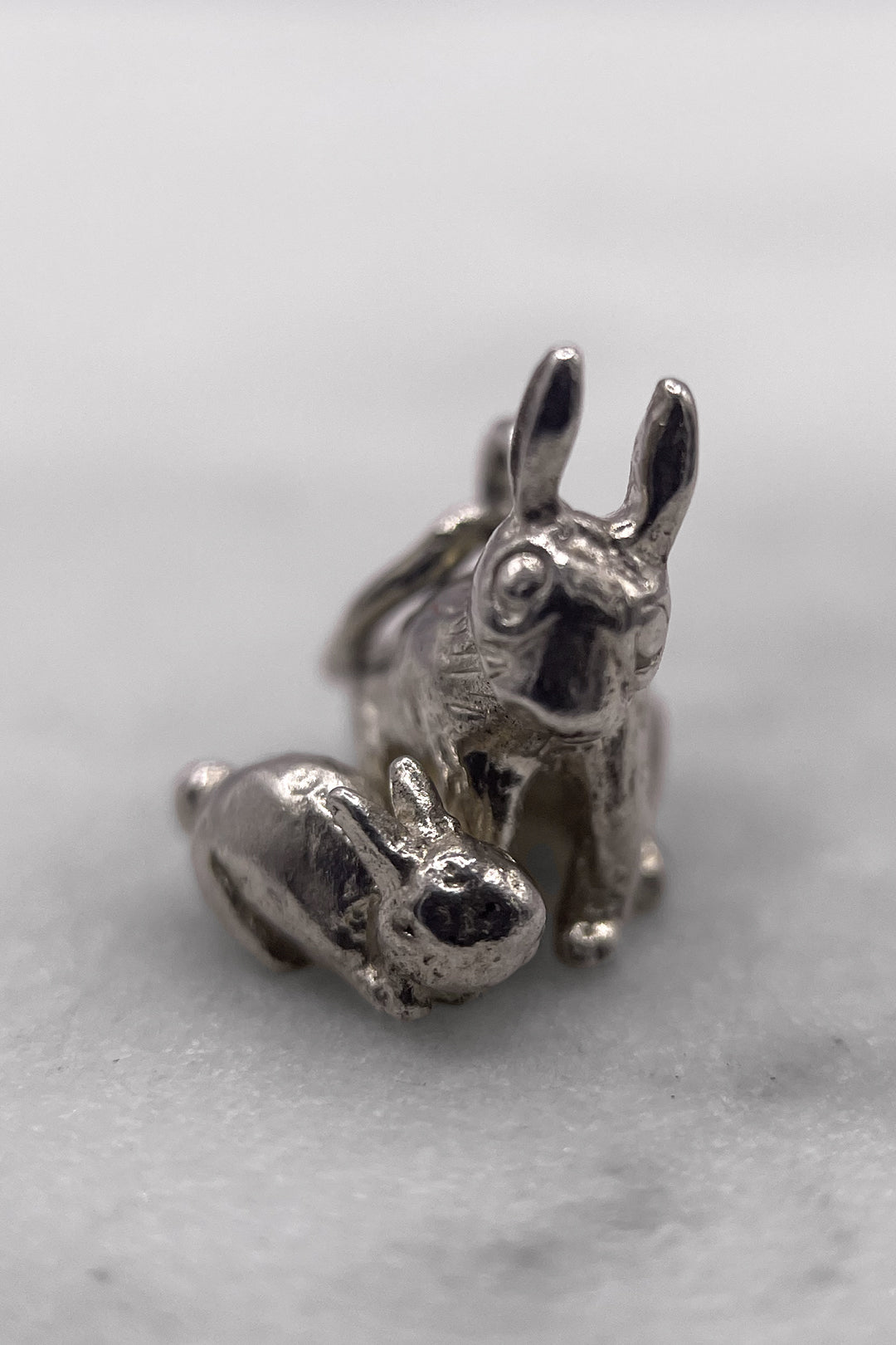 The Young Rabbit Family Vintage Charm (925 Sterling Silver, made circa 1950 - 1970)