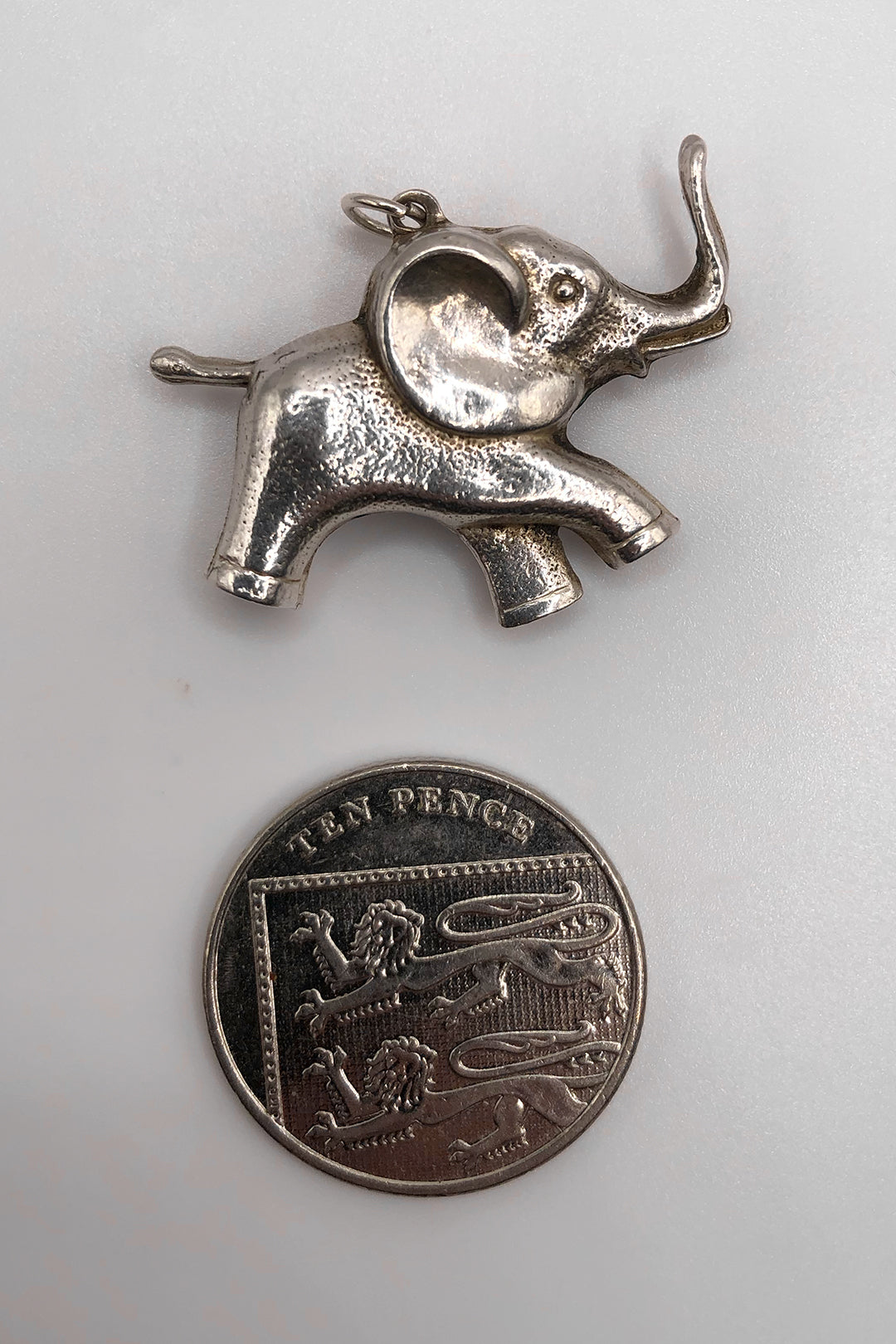 The Happy Elephant Vintage Charm (925 Sterling Silver)