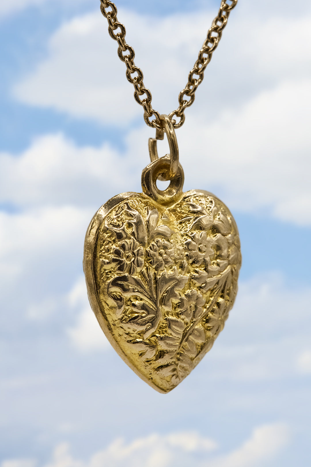 The Blossoming Wildflower Heart Charm (375 9ct gold made in 1972)