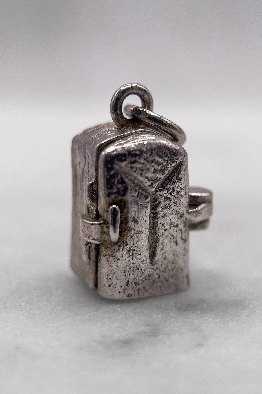 The Foodie's Essential Opening Kitchen Fridge Vintage Charm (925 Sterling Silver, made circa 1950 - 1970)