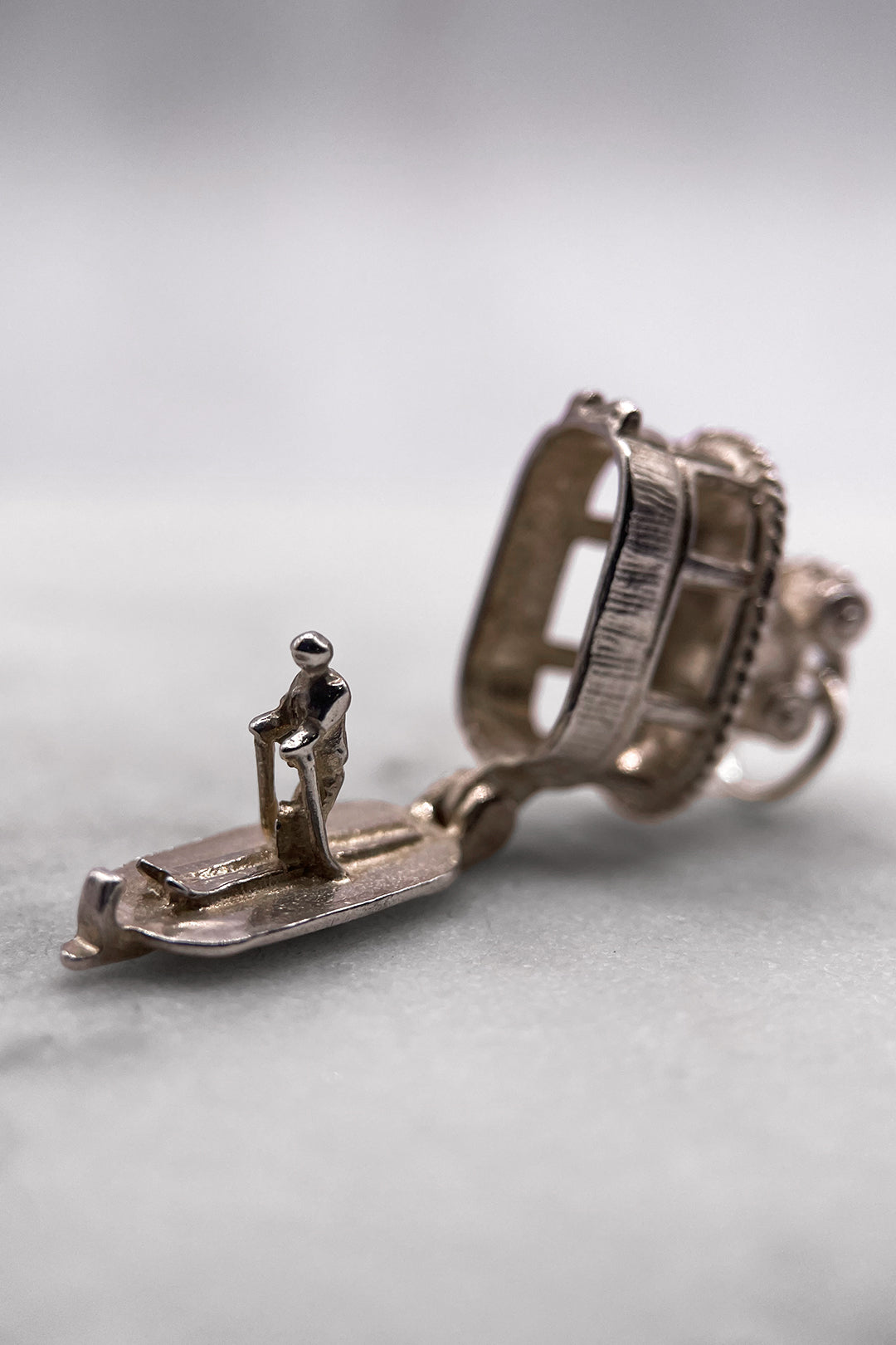The Skiers Secret Cable Car of the Alpines Opening Vintage Charm (925 Sterling Silver, made circa 1950 - 1970)
