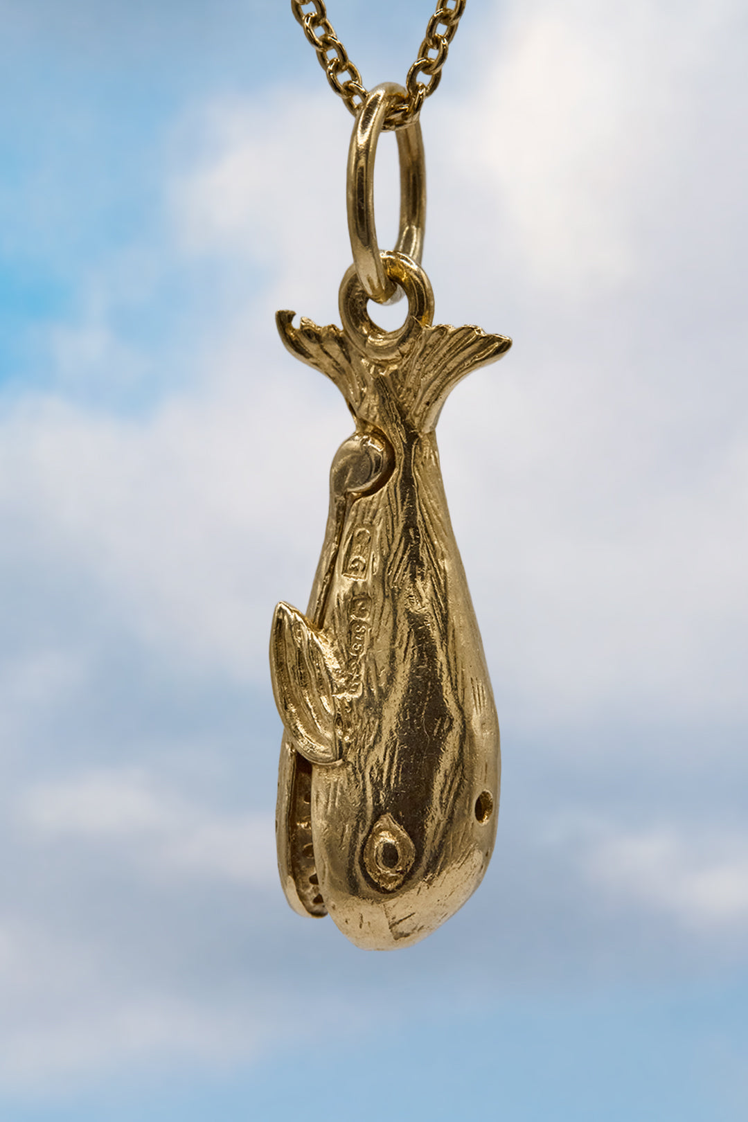 The Opening Merciful Jonah & The Whale Charm (375 9ct gold, made in 1962)