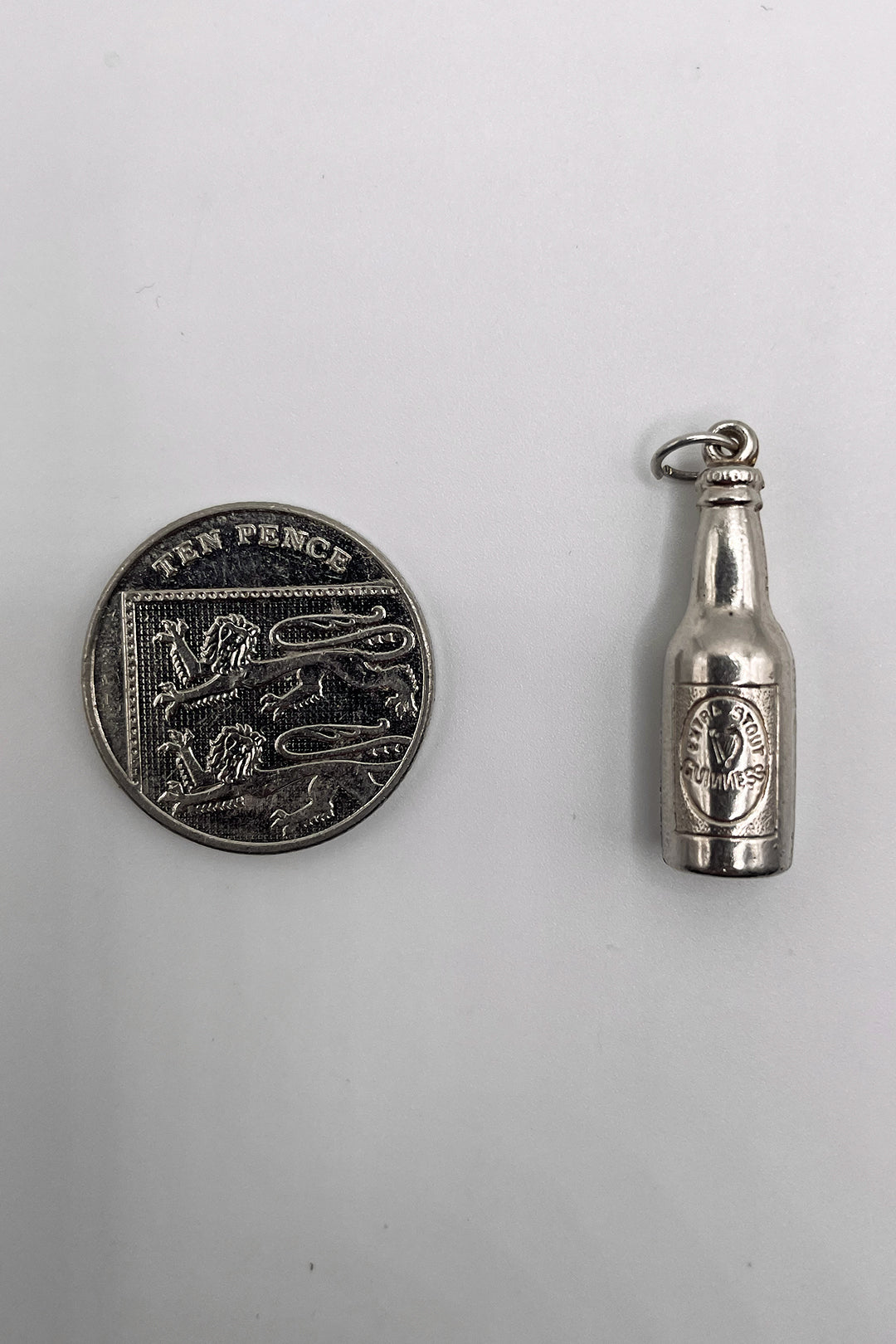 The Drunken Guinness Bottle Vintage Charm (925 Sterling Silver made 1950s - 1970s)
